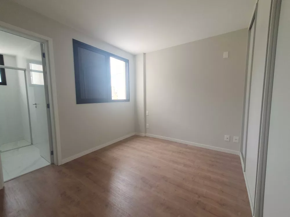 Apartamento à venda com 2 quartos, 65m² - Foto 15