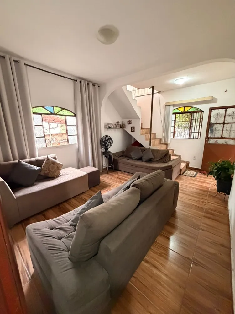 Casa, 2 quartos, 176 m² - Foto 1