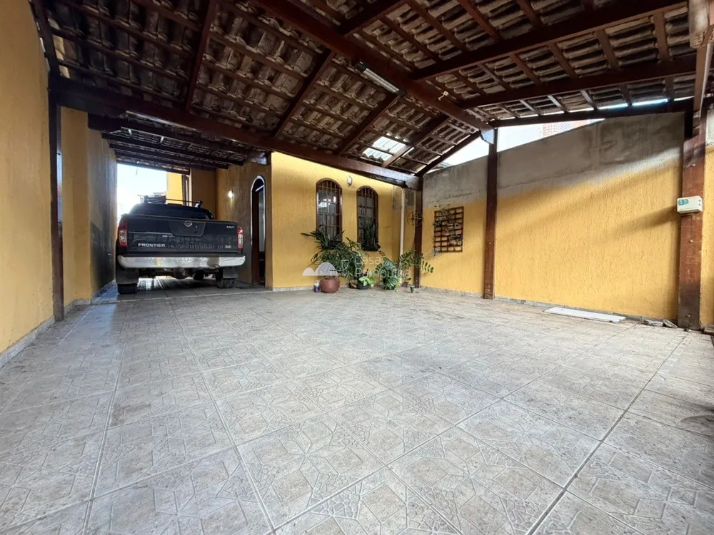 Casa, 4 quartos, 180 m² - Foto 1