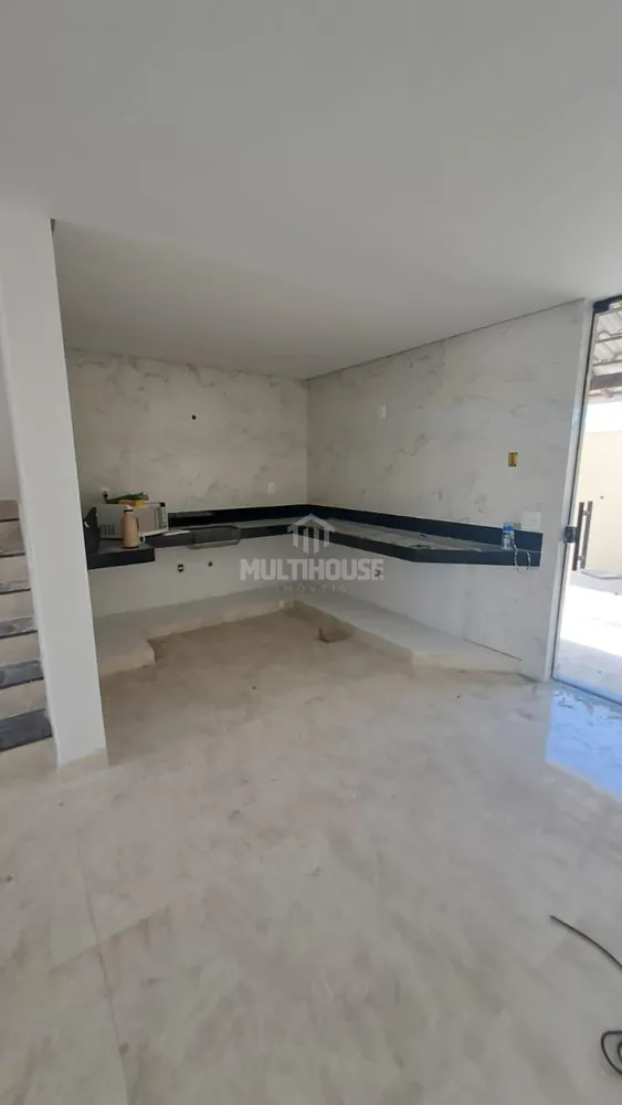 Casa, 3 quartos, 98 m² - Foto 1