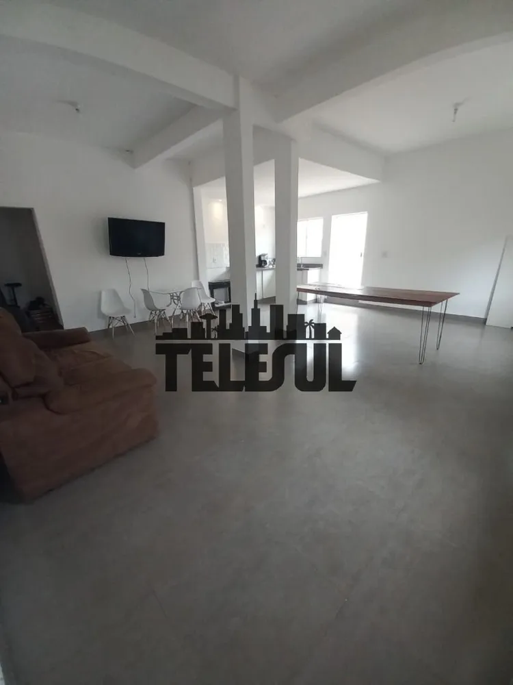 Casa, 3 quartos, 200 m² - Foto 11