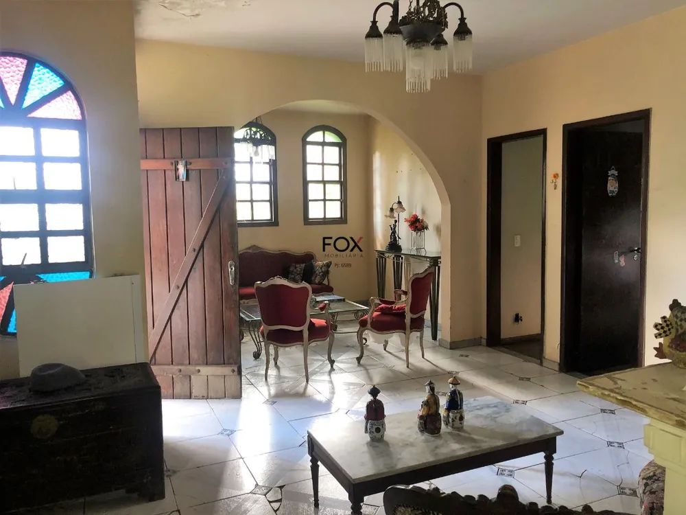 Casa, 3 quartos, 184 m² - Foto 1
