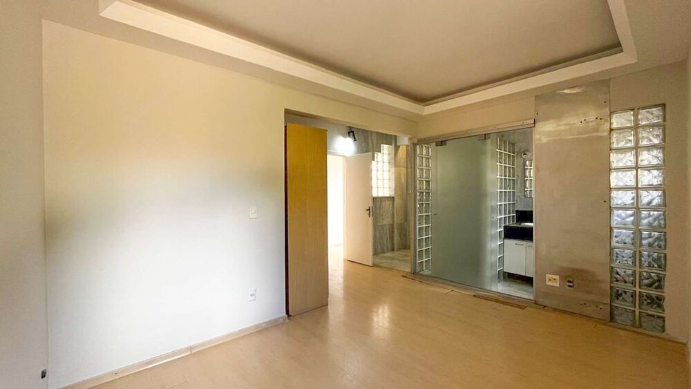 Apartamento à venda com 2 quartos, 90m² - Foto 2