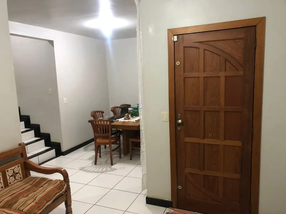 Casa, 4 quartos, 90 m² - Foto 1