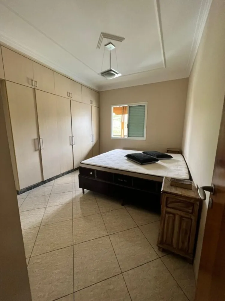 Casa, 3 quartos, 318 m² - Foto 8
