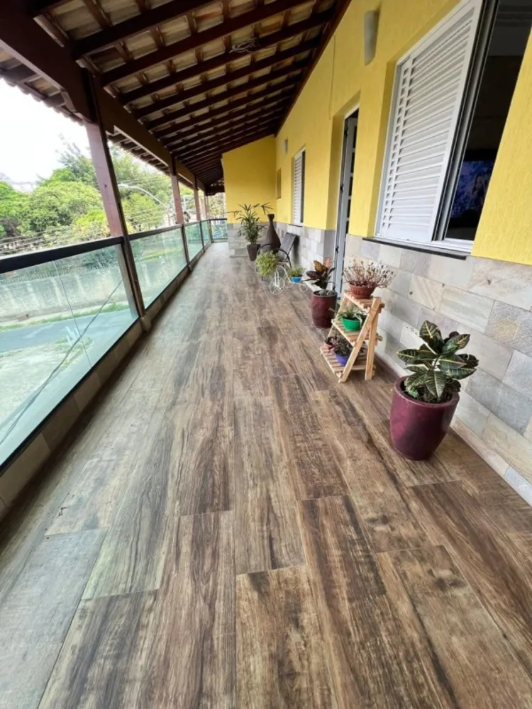 Casa, 3 quartos, 318 m² - Foto 1