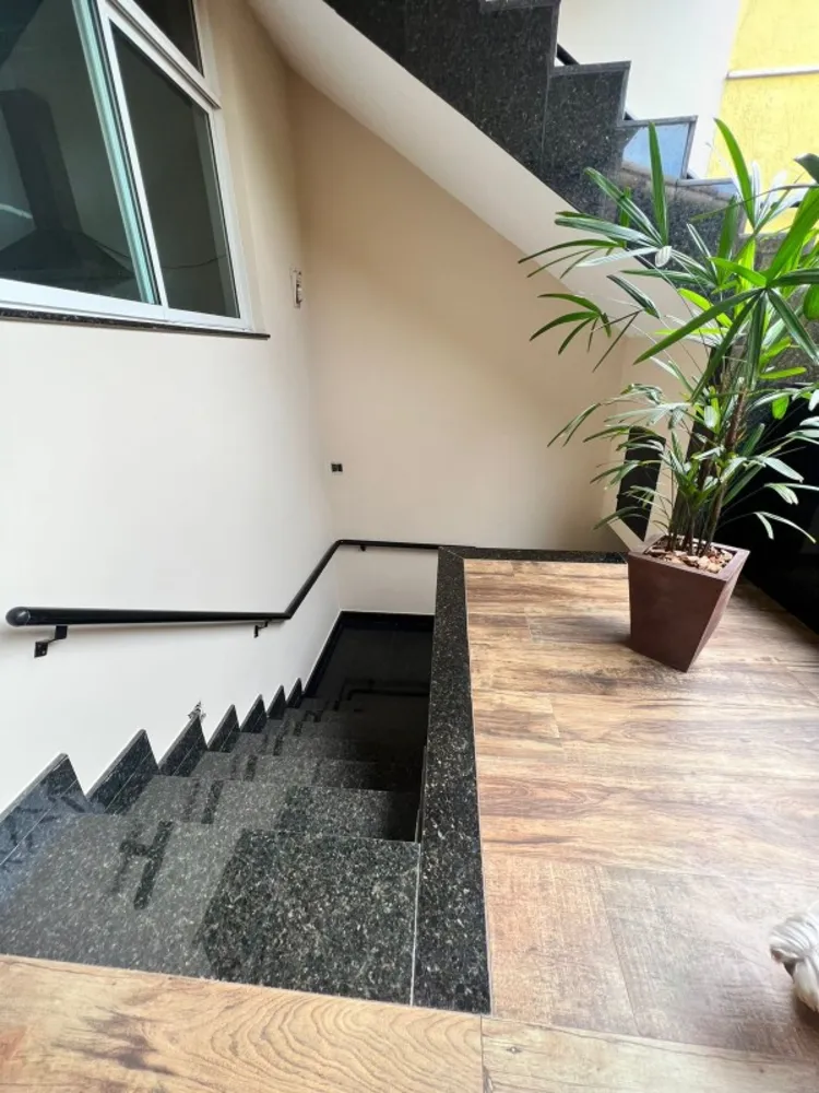 Casa, 3 quartos, 318 m² - Foto 17