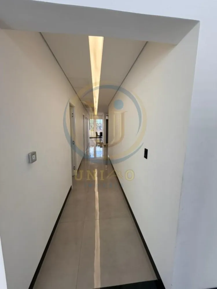 Casa, 4 quartos, 250 m² - Foto 4