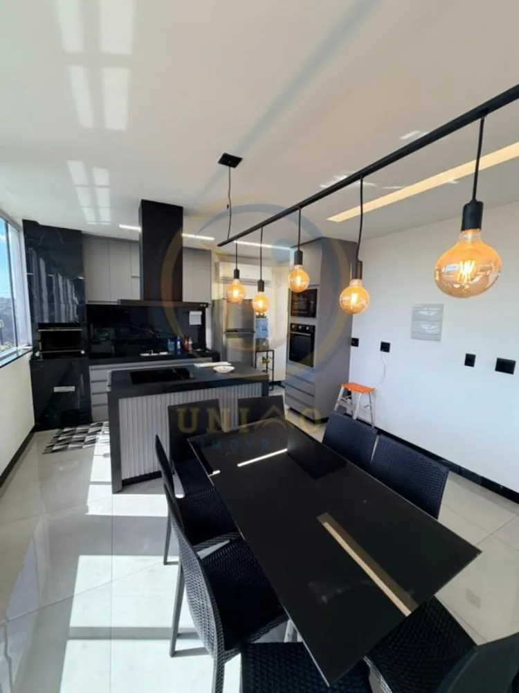 Casa, 4 quartos, 250 m² - Foto 8