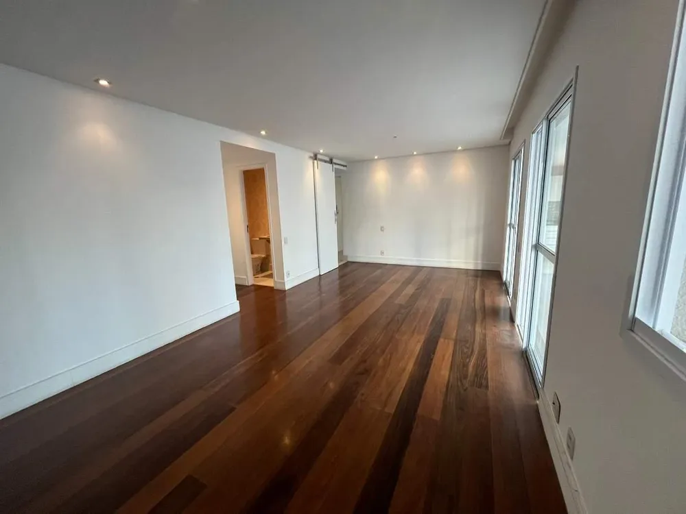 Apartamento, 3 quartos, 126 m² - Foto 2