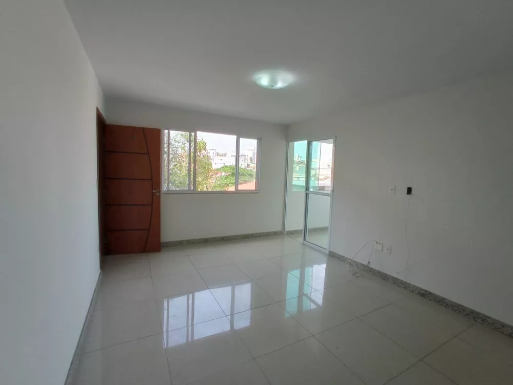 Apartamento à venda com 2 quartos, 68m² - Foto 1