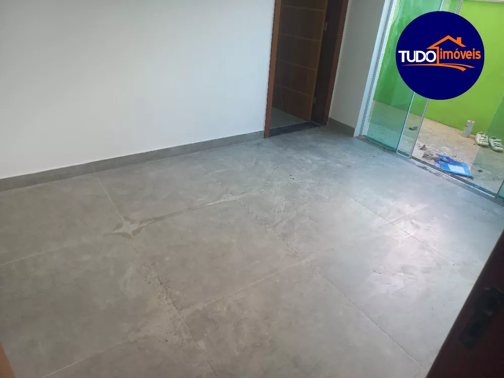 Casa de Condomínio à venda com 3 quartos, 250m² - Foto 4