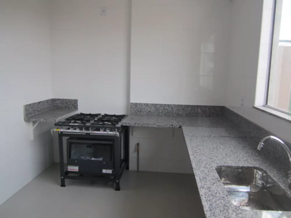 Apartamento à venda com 2 quartos, 64m² - Foto 22