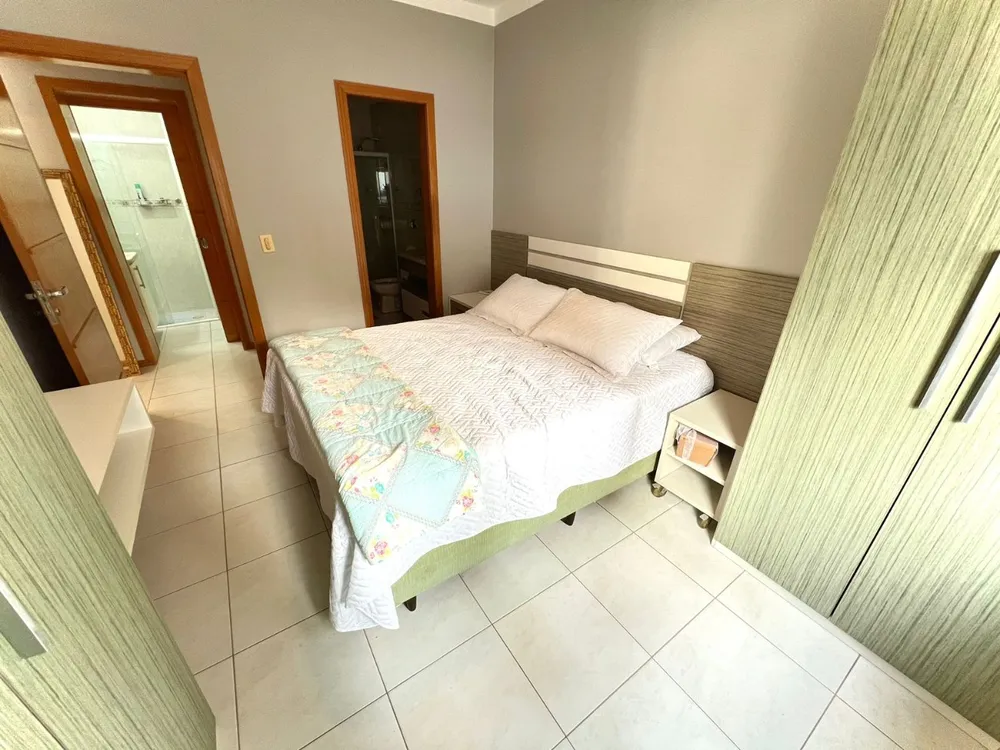 Apartamento, 3 quartos, 242 m² - Foto 5