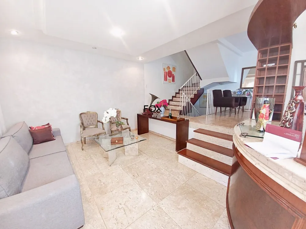 Casa, 5 quartos, 325 m² - Foto 2