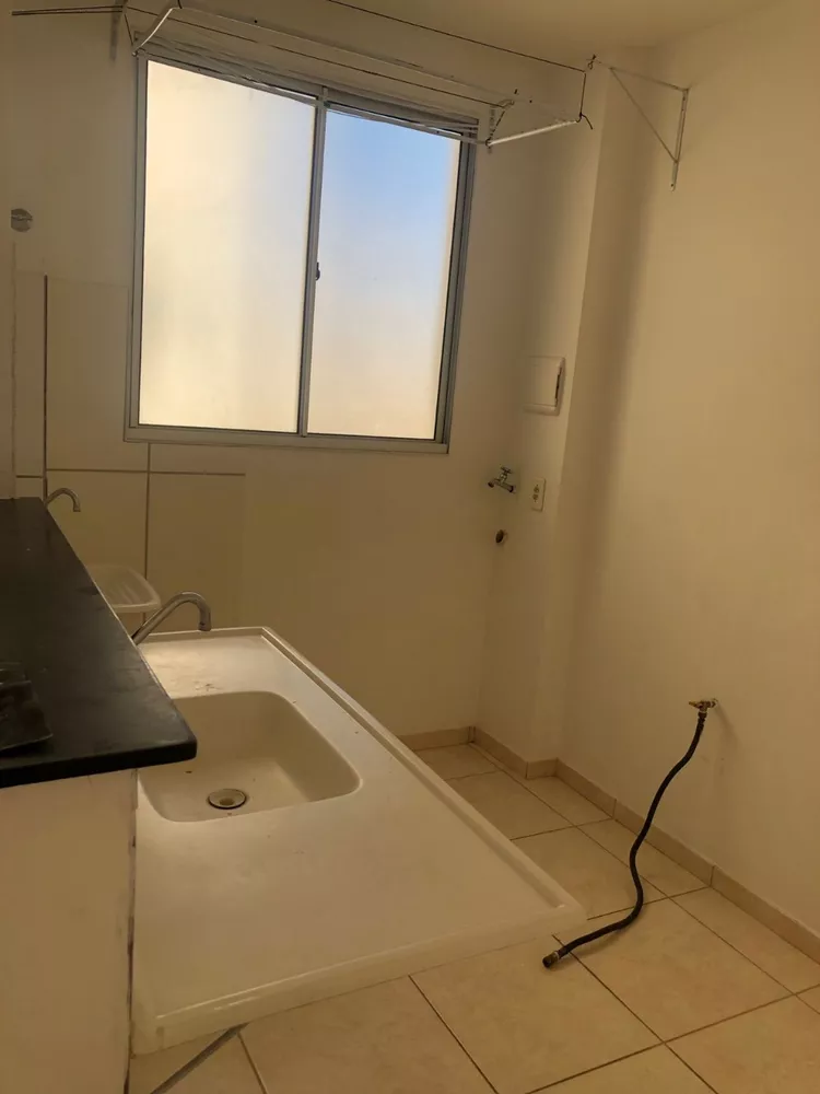 Apartamento à venda com 2 quartos, 44m² - Foto 3