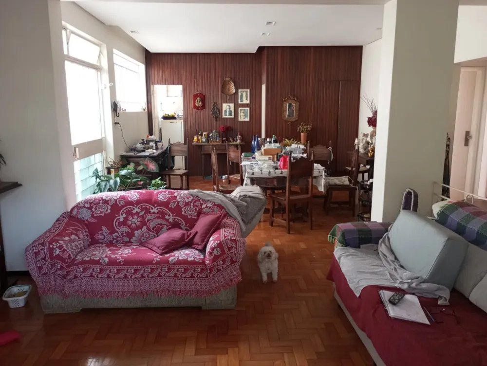 Casa, 6 quartos, 242 m² - Foto 1