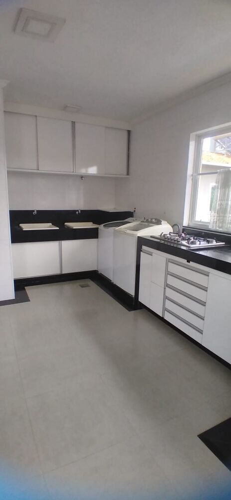 Casa à venda com 3 quartos, 600m² - Foto 20