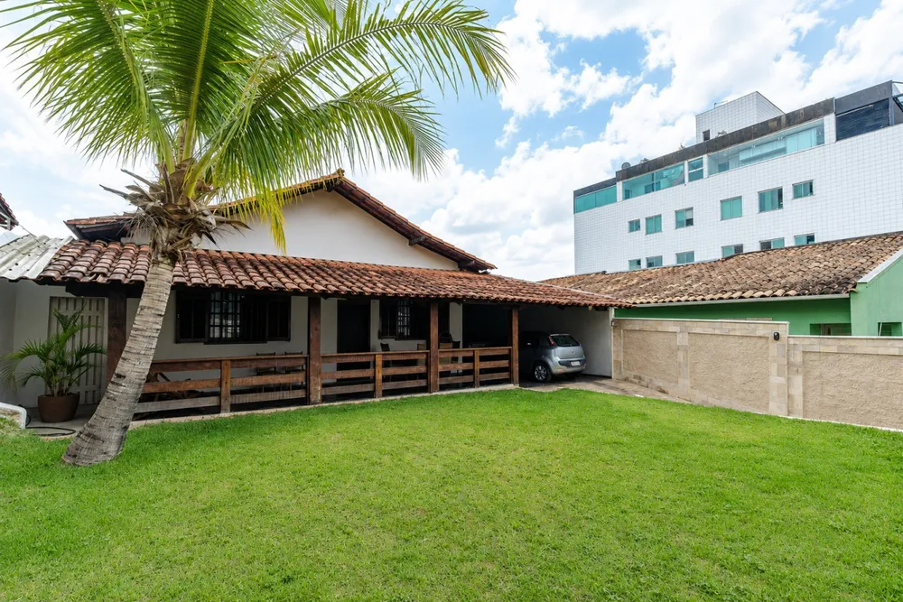 Casa, 3 quartos, 199 m² - Foto 1