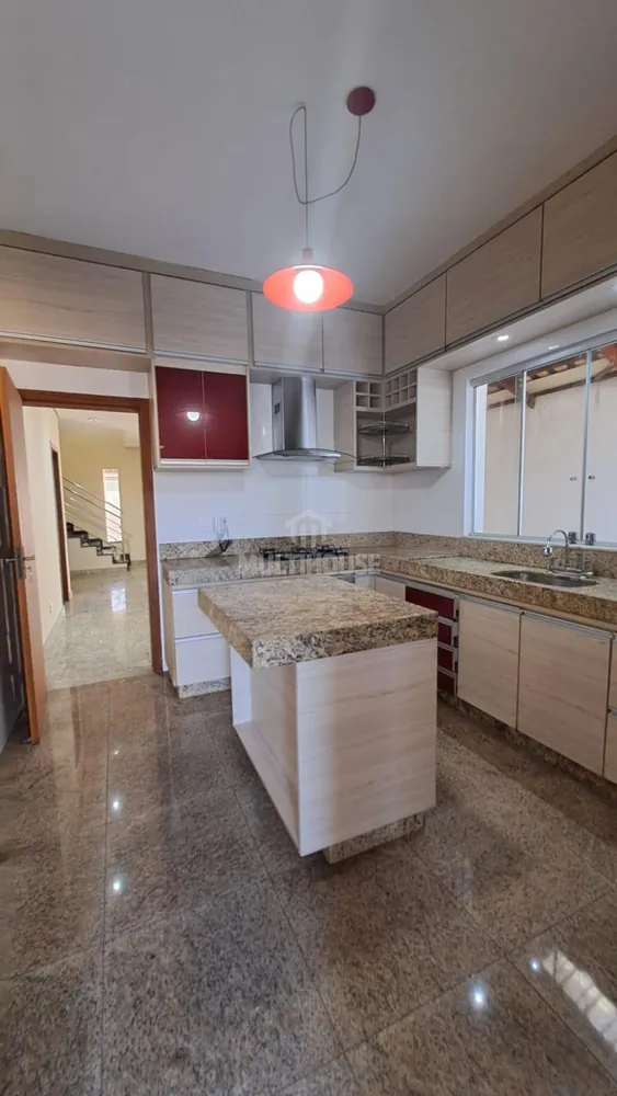 Casa, 3 quartos, 150 m² - Foto 3