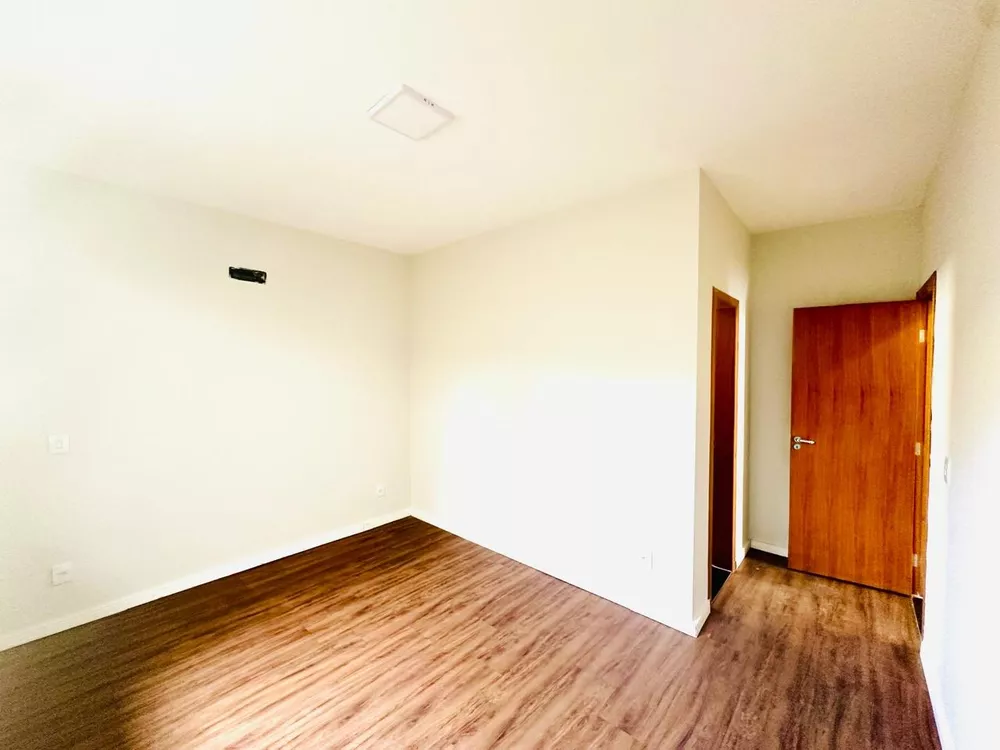 Casa à venda com 3 quartos, 103m² - Foto 5