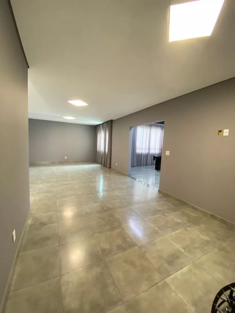 Casa à venda com 5 quartos, 522m² - Foto 4