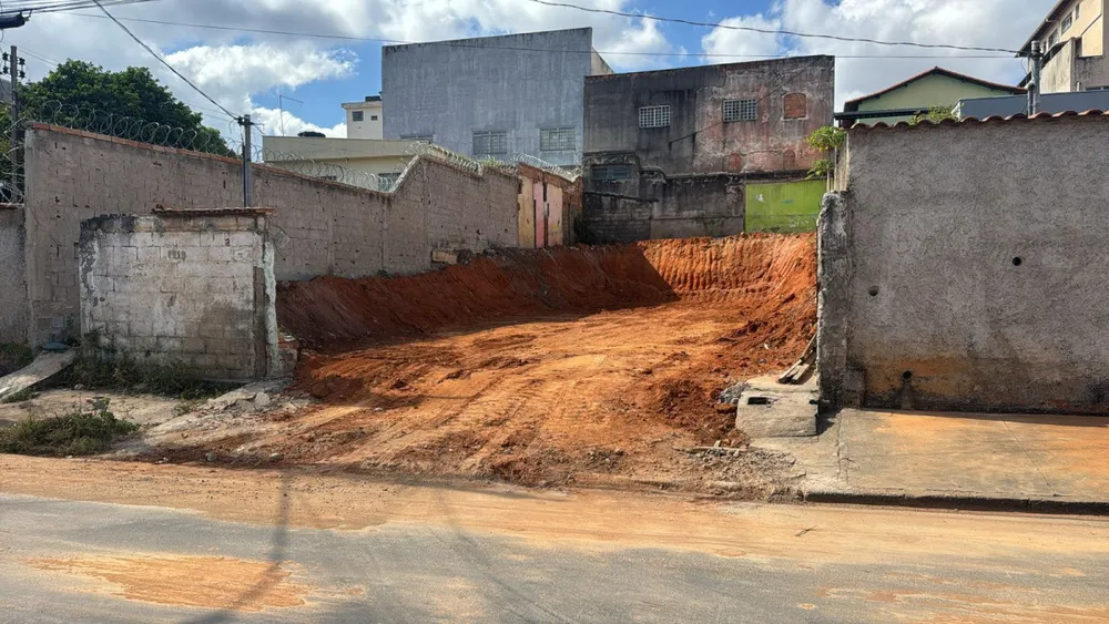 Terreno, 360 m² - Foto 1