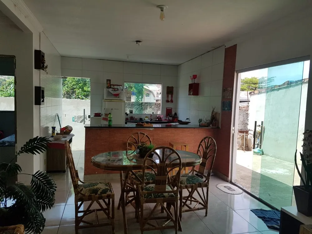 Casa, 6 quartos, 326 m² - Foto 1