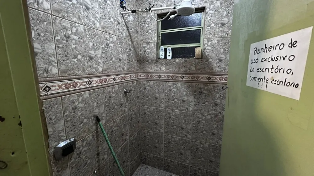 Casa, 7 quartos, 201 m² - Foto 1