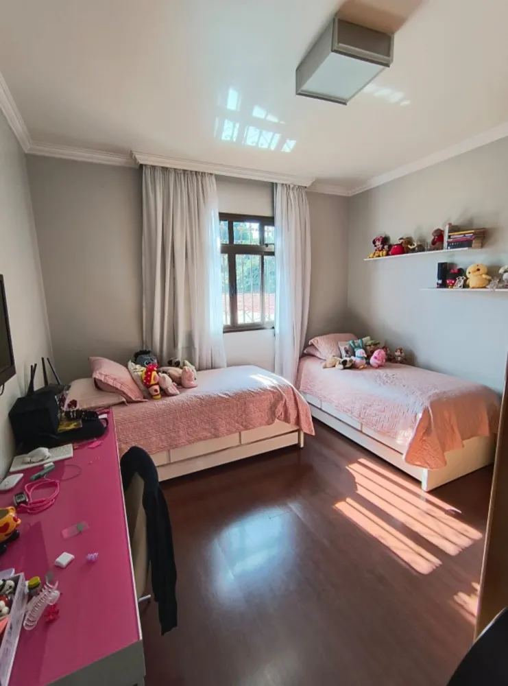 Casa, 5 quartos, 441 m² - Foto 4