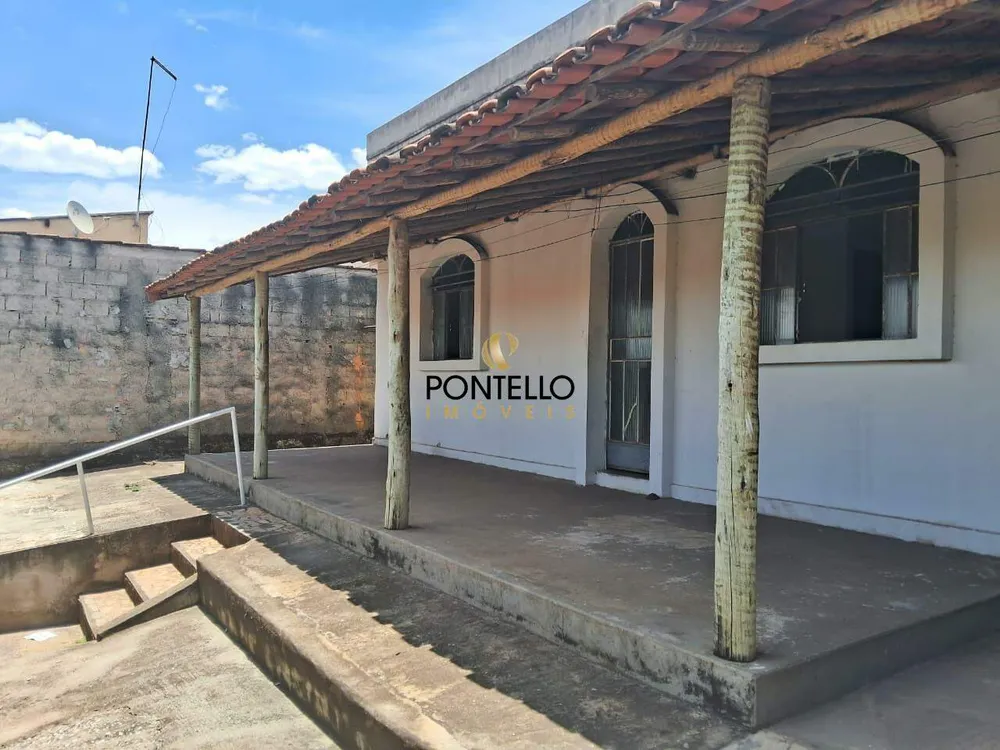 Casa, 5 quartos, 175 m² - Foto 1