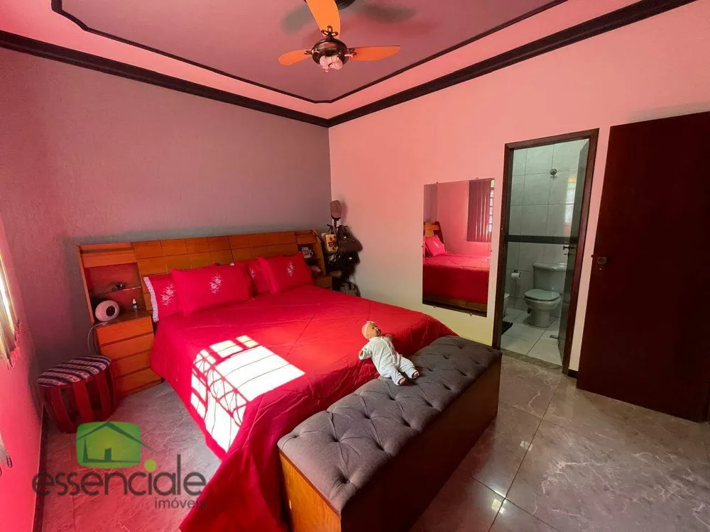 Casa, 3 quartos, 200 m² - Foto 13