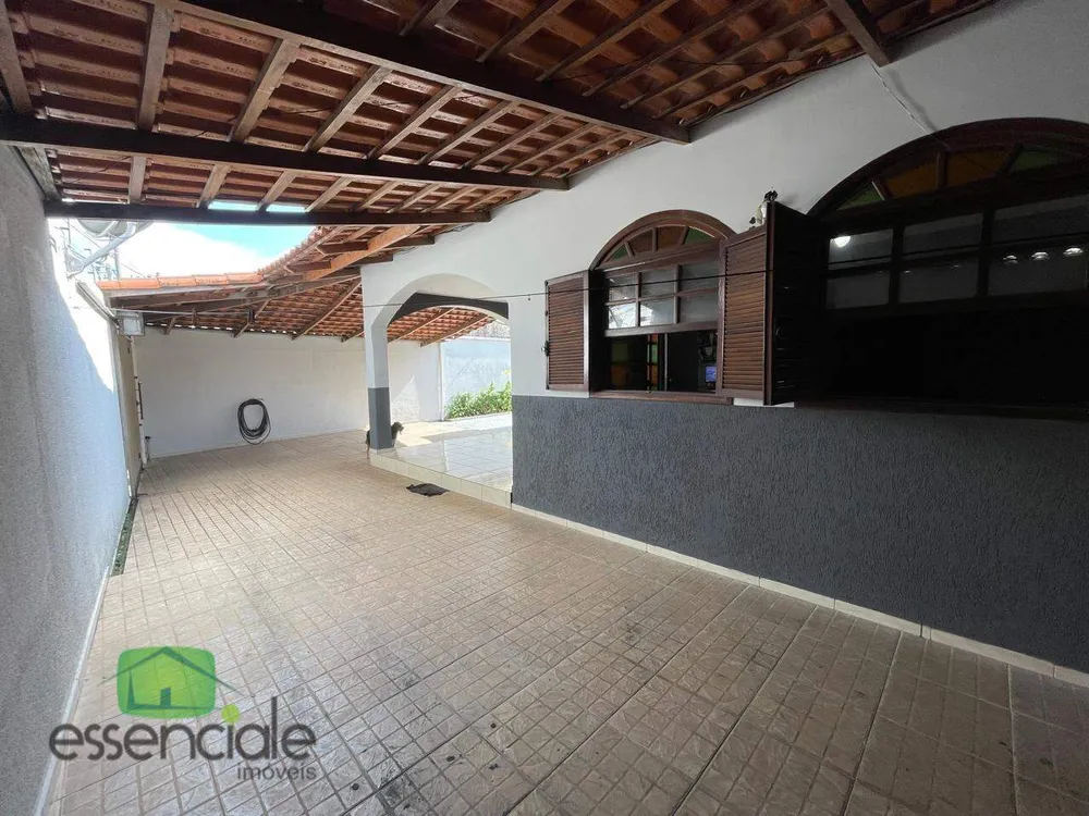 Casa, 3 quartos, 200 m² - Foto 1