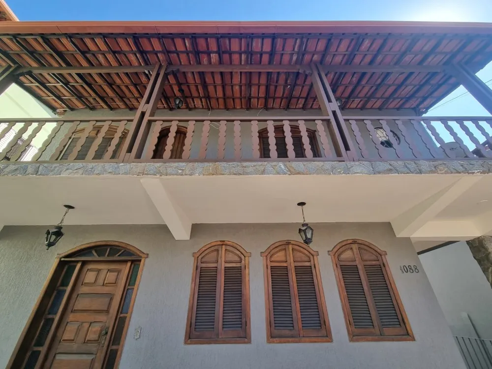 Casa, 3 quartos, 200 m² - Foto 2