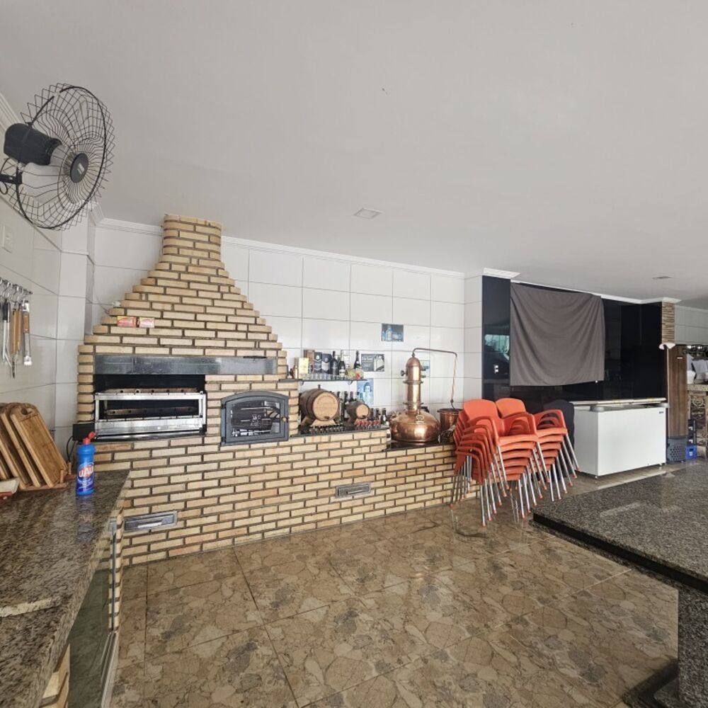 Casa de Condomínio para alugar com 6 quartos, 550m² - Foto 10