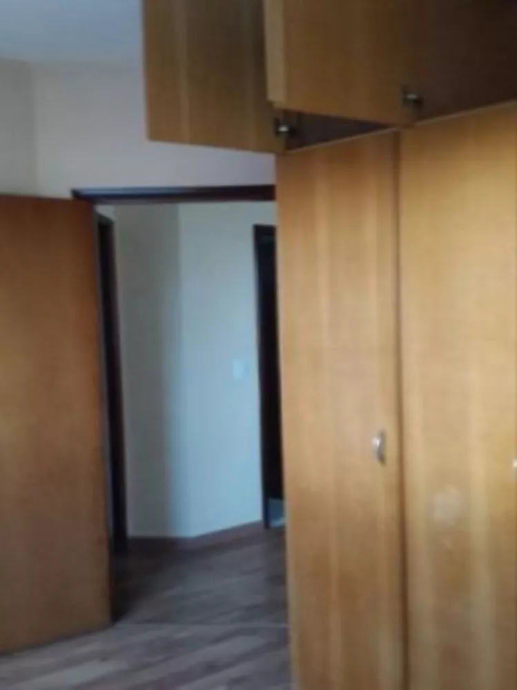 Apartamento à venda com 3 quartos, 70m² - Foto 4