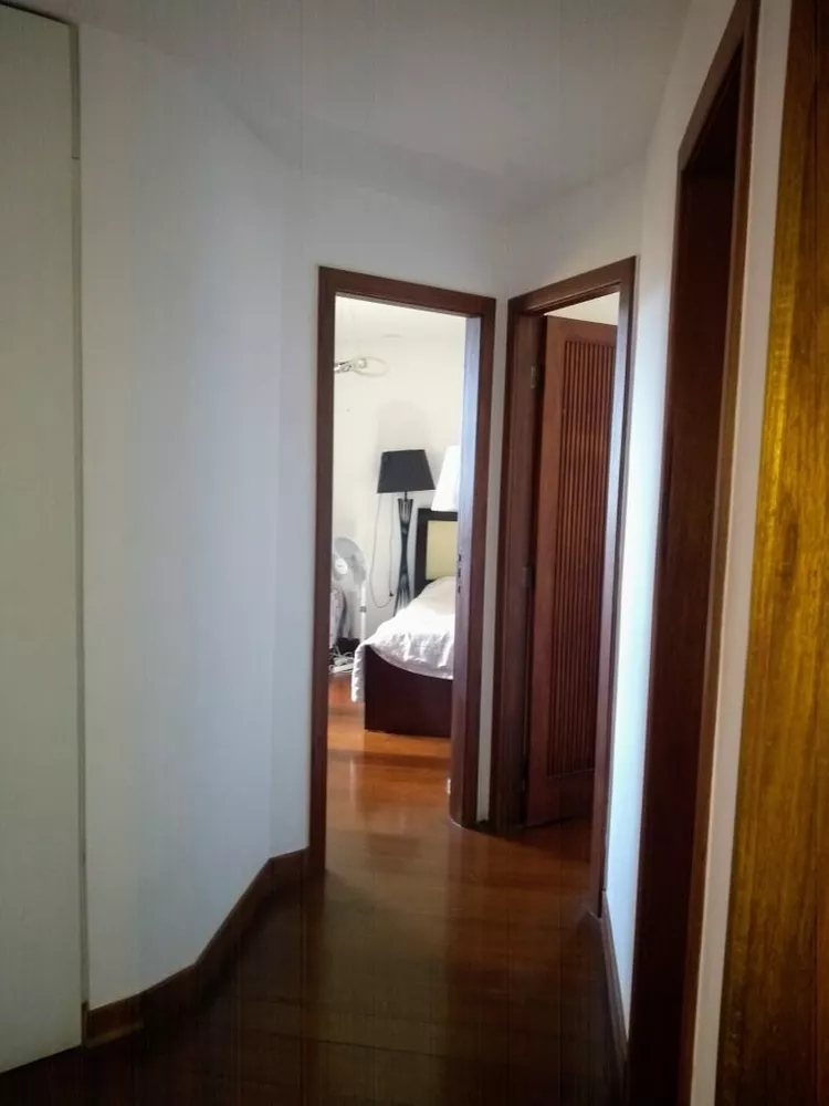 Apartamento à venda com 4 quartos, 208m² - Foto 5