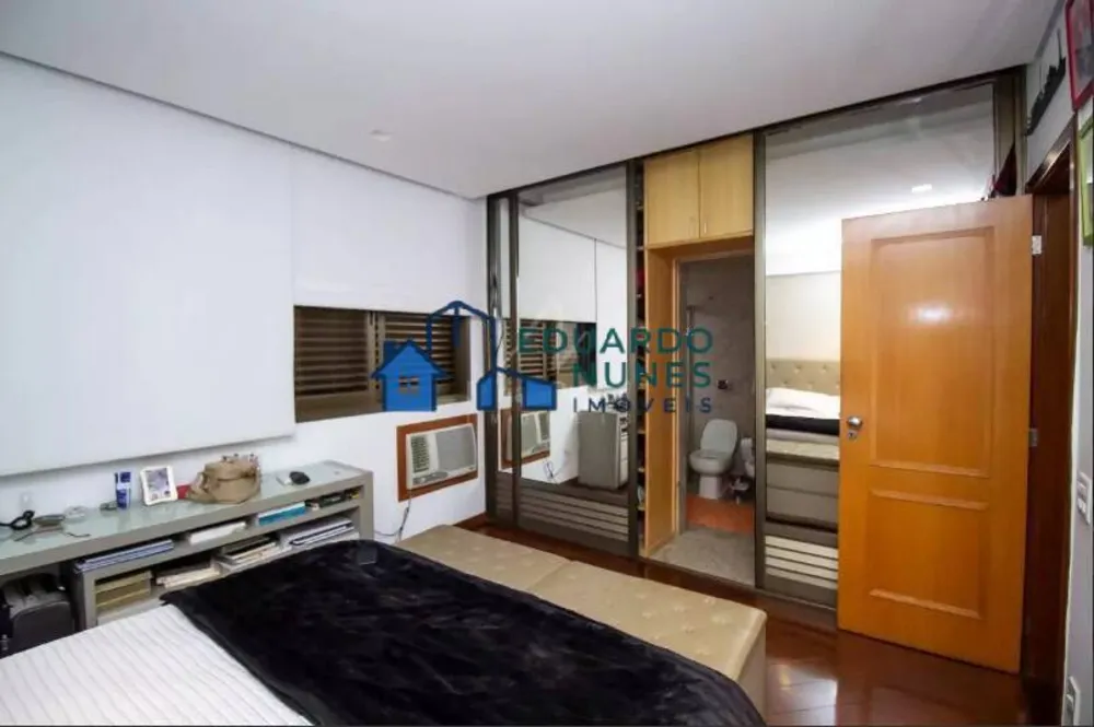 Apartamento, 4 quartos, 275 m² - Foto 1