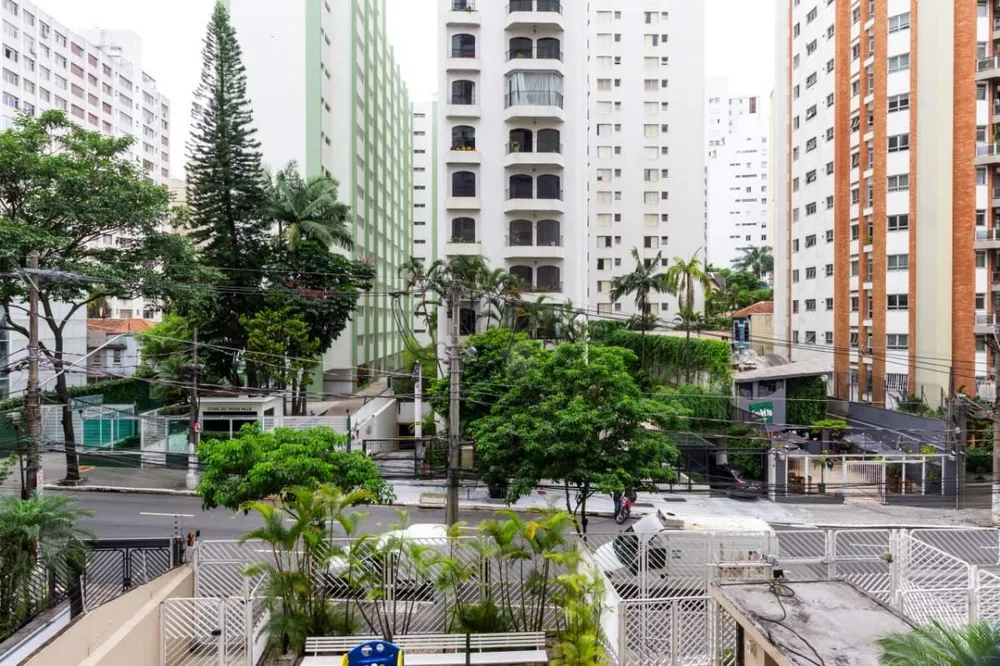 Apartamento, 3 quartos, 196 m² - Foto 2