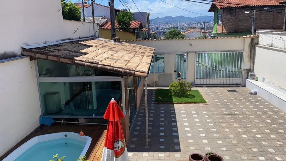 Casa, 3 quartos, 214 m² - Foto 2