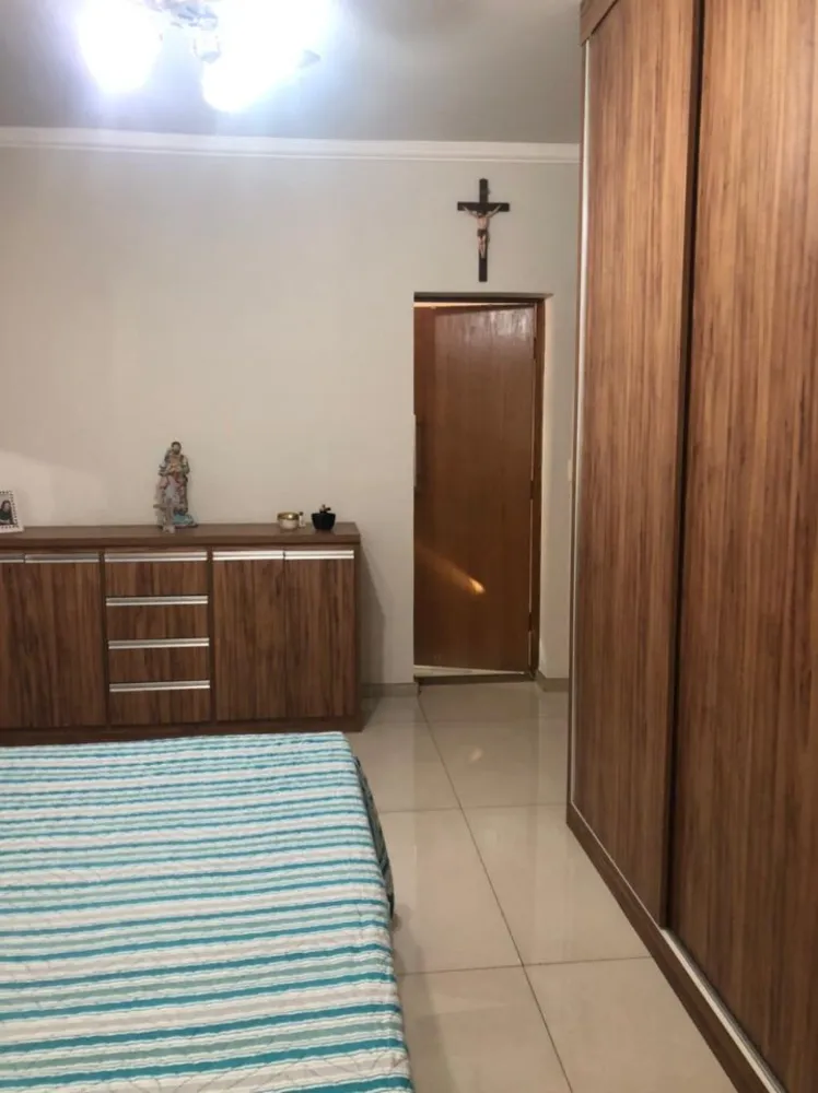 Casa, 3 quartos, 214 m² - Foto 11
