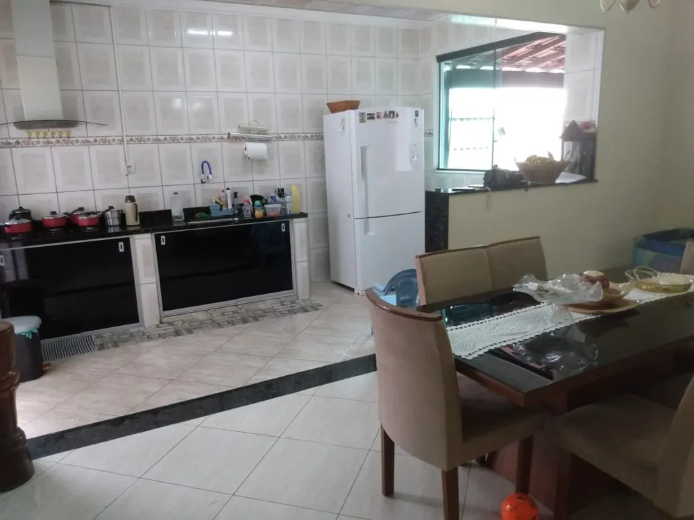 Casa, 3 quartos, 213 m² - Foto 4