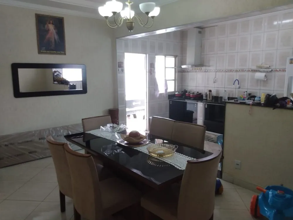 Casa, 3 quartos, 213 m² - Foto 3