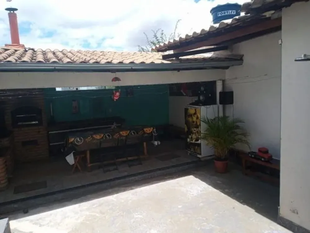 Casa, 4 quartos, 240 m² - Foto 2