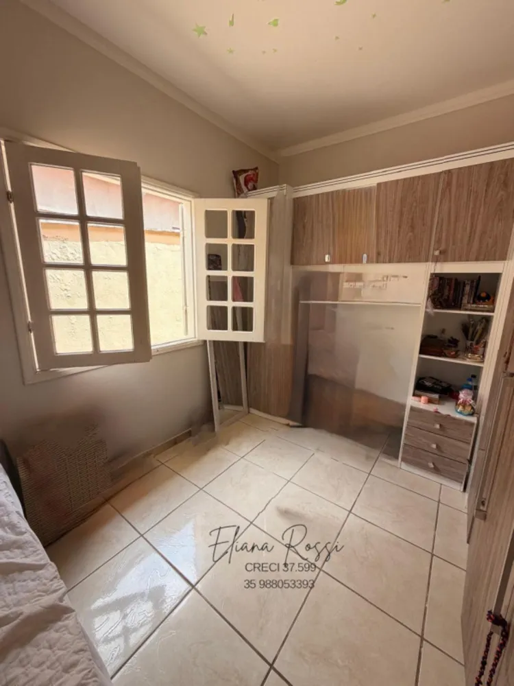 Casa, 4 quartos, 250 m² - Foto 13