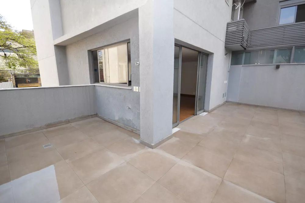 Apartamento à venda com 2 quartos, 62m² - Foto 18