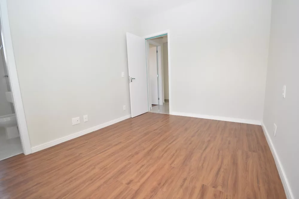 Apartamento à venda com 2 quartos, 62m² - Foto 11