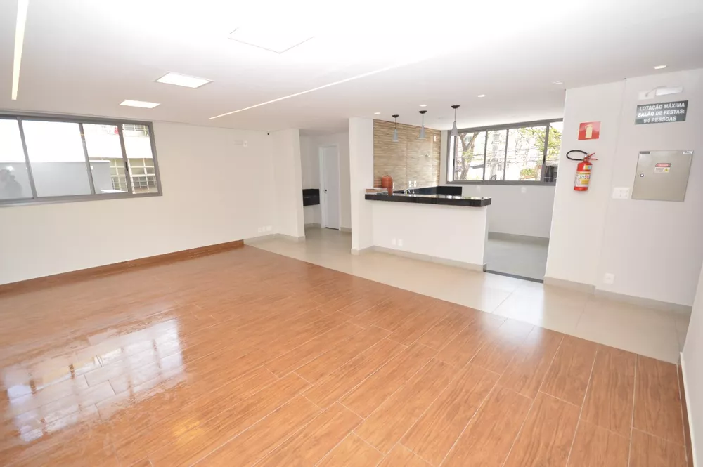 Apartamento à venda com 2 quartos, 62m² - Foto 20