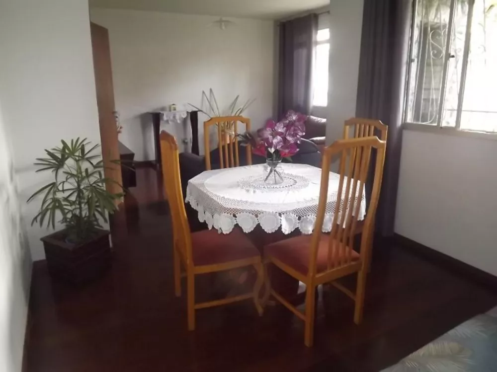 Casa à venda com 5 quartos, 330m² - Foto 3