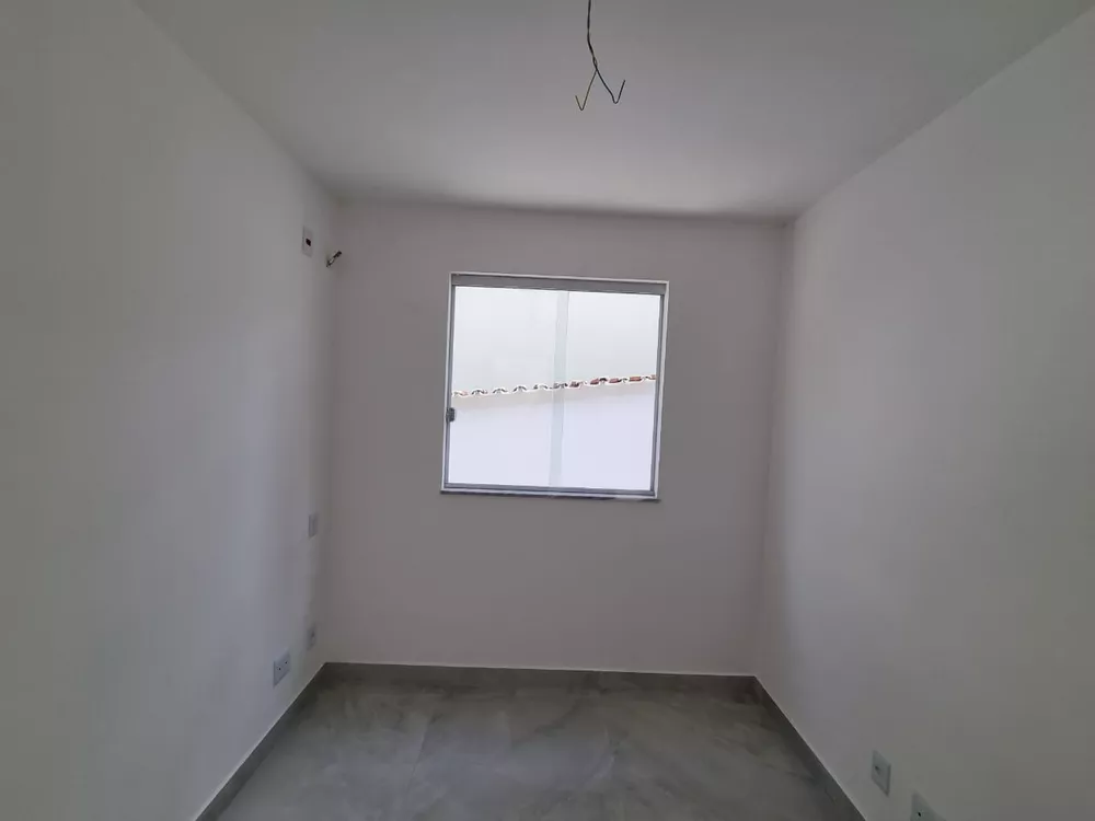 Casa à venda com 2 quartos, 64m² - Foto 15